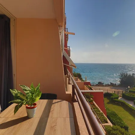 Apartment Spacieux T2 Avec Terrasse Et Vue Sur - Fr-1-472a-307 *