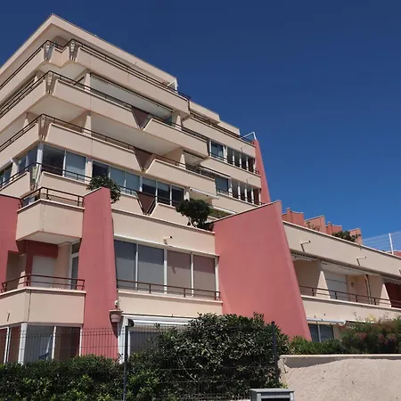 Apartment Spacieux T2 Avec Terrasse Et Vue Sur - Fr-1-472a-307